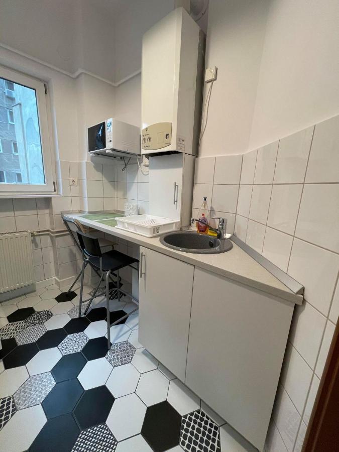 Interbellic Flat Apartment Bukares Bagian luar foto