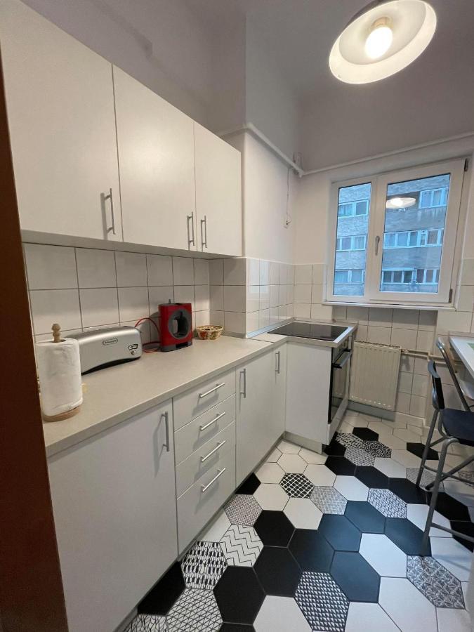 Interbellic Flat Apartment Bukares Bagian luar foto