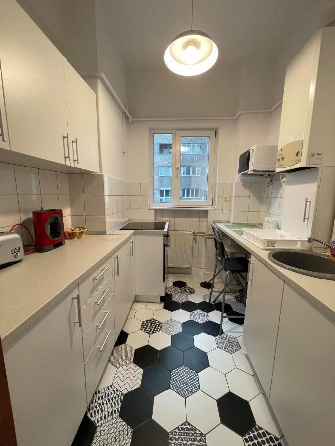 Interbellic Flat Apartment Bukares Bagian luar foto